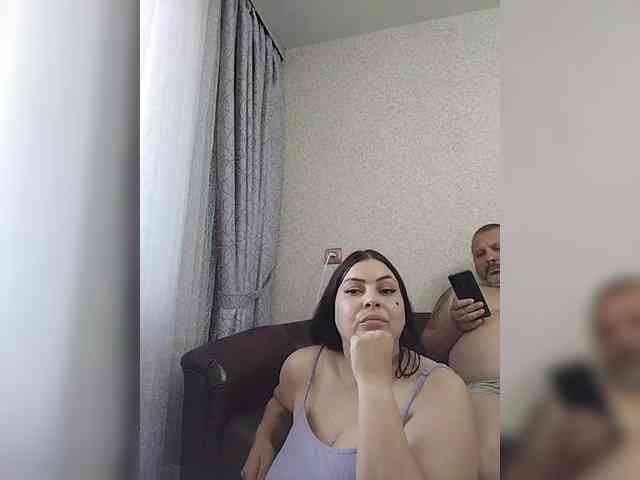 Cleopatra1990 webcam