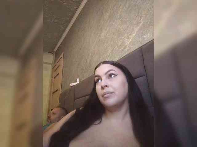 Cleopatra1990 webcam