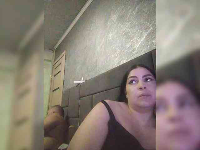 Cleopatra1990 webcam