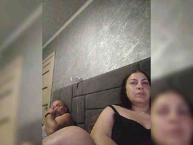 Cleopatra1990 webcam