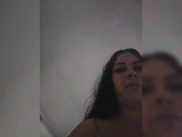 Cleopatra1990 webcam