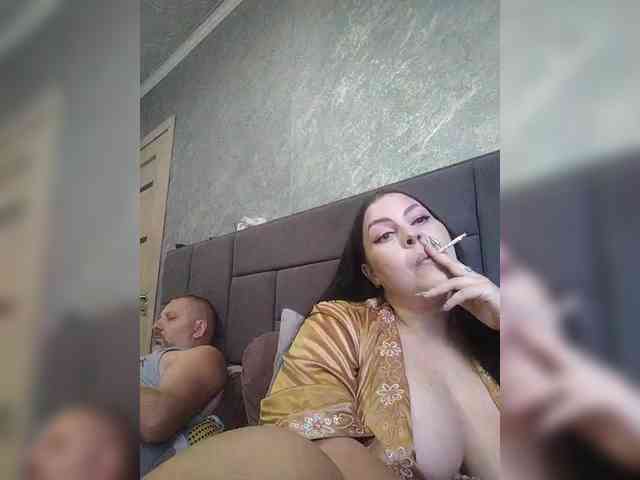 Cleopatra1990 webcam