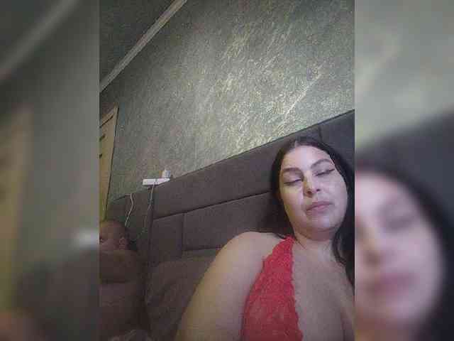 Cleopatra1990 webcam