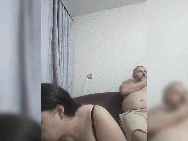 Cleopatra1990 webcam