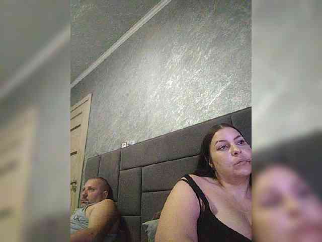 Cleopatra1990 webcam
