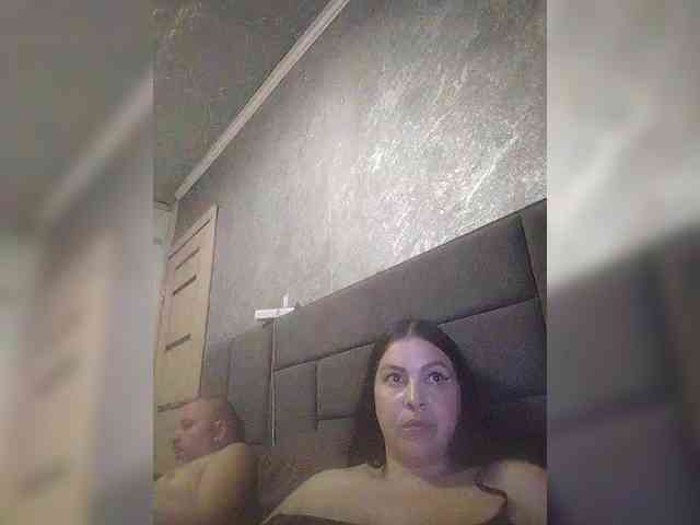 Cleopatra1990 webcam