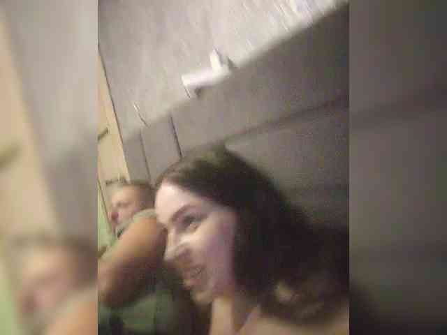 Cleopatra1990 webcam