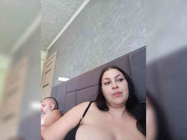Cleopatra1990 webcam
