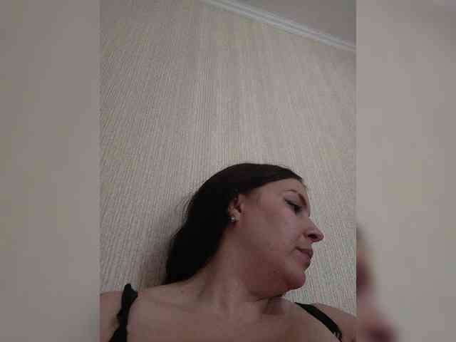 Cleopatra1990 webcam