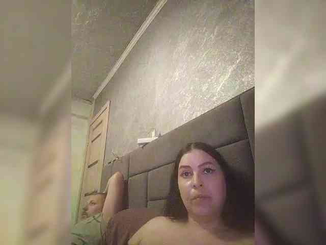 Cleopatra1990 webcam