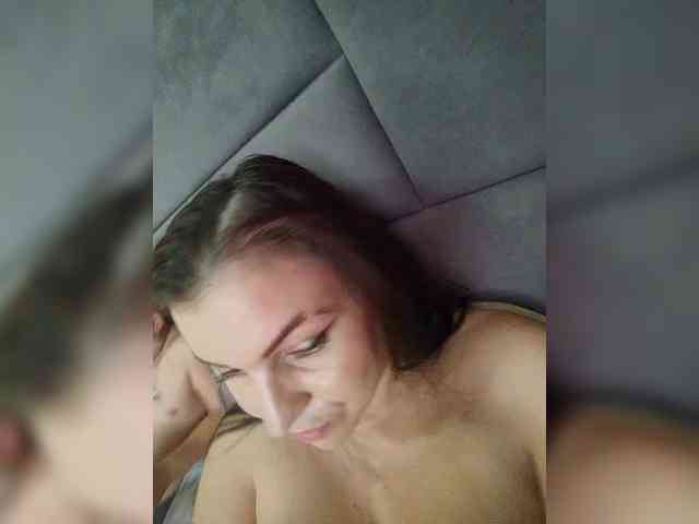 Cleopatra1990 webcam