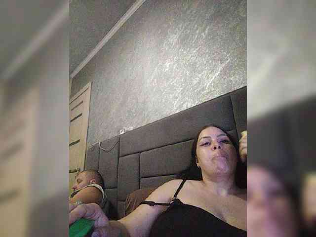 Cleopatra1990 webcam