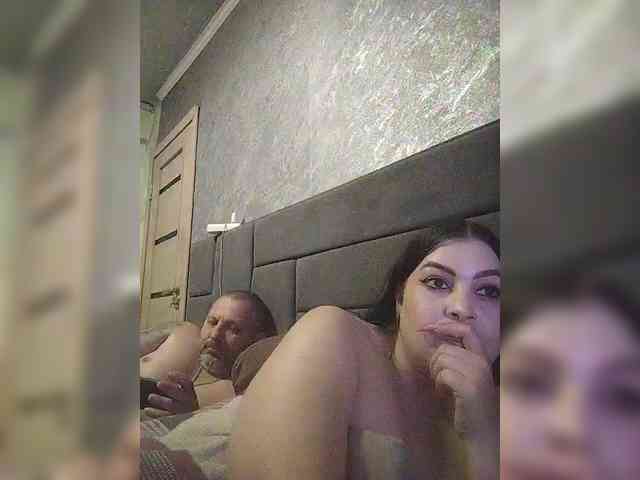 Cleopatra1990 webcam