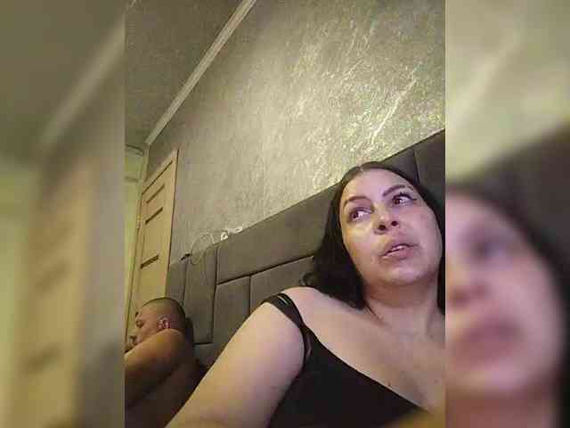 Cleopatra1990 webcam