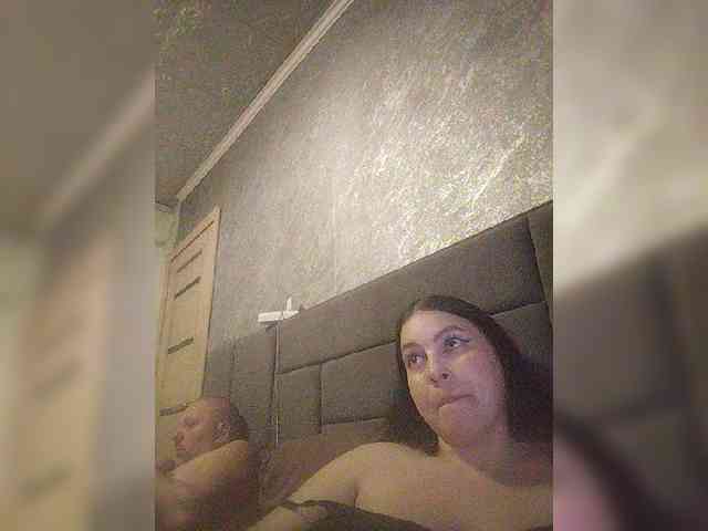Cleopatra1990 webcam