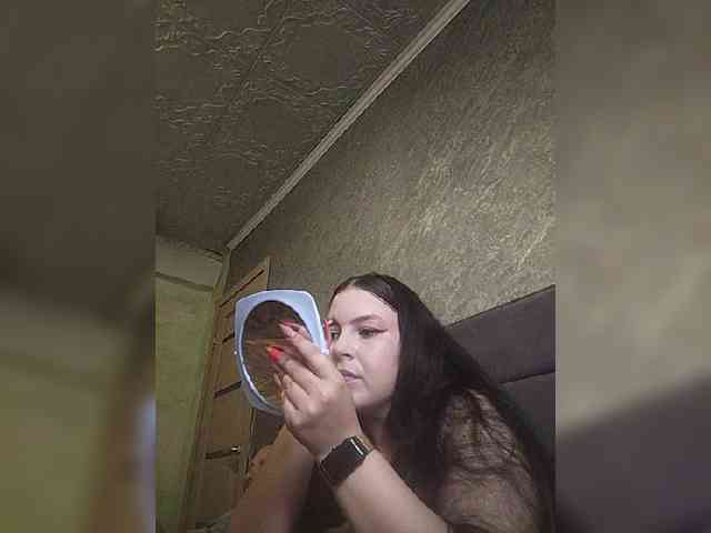 Cleopatra1990 webcam