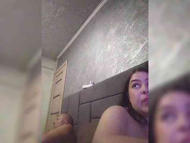 Cleopatra1990 webcam