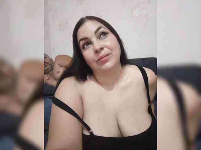Cleopatra1990 webcam