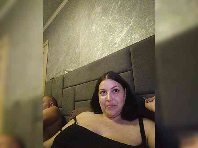 Cleopatra1990 webcam