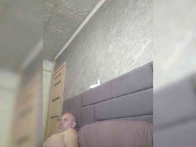 Cleopatra1990 webcam