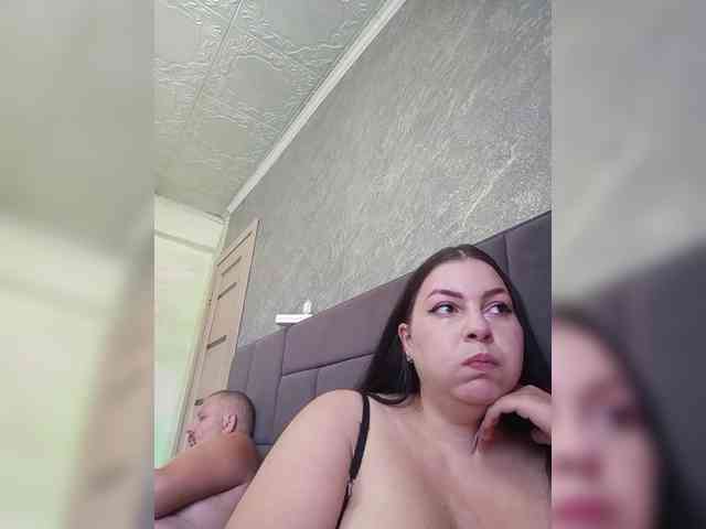 Cleopatra1990 webcam