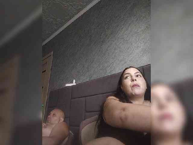 Cleopatra1990 webcam