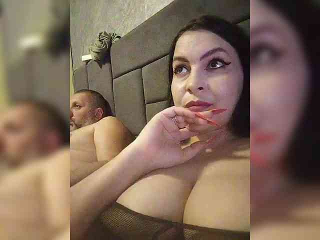 Cleopatra1990 webcam