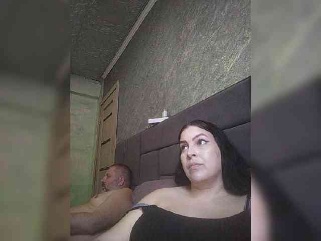 Cleopatra1990 webcam