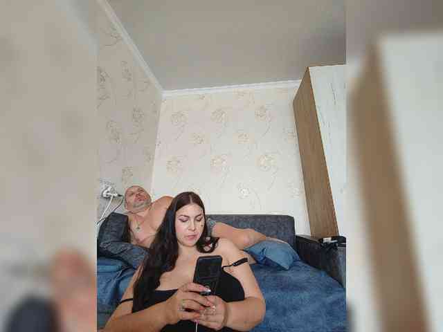 Cleopatra1990 webcam