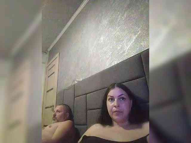 Cleopatra1990 webcam