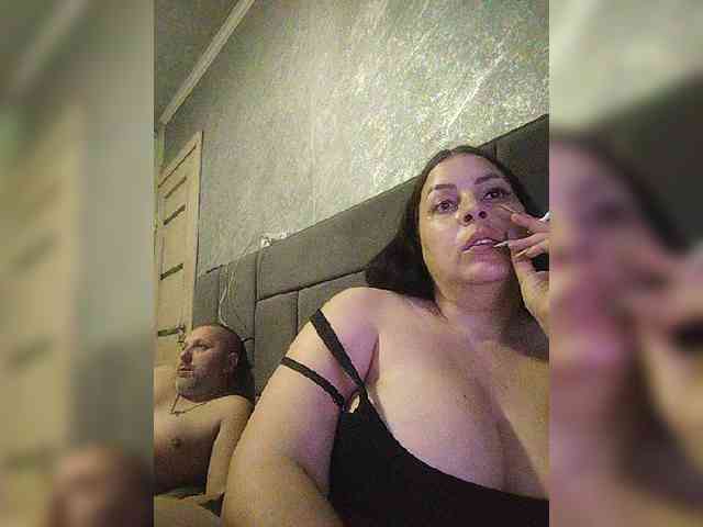 Cleopatra1990 webcam