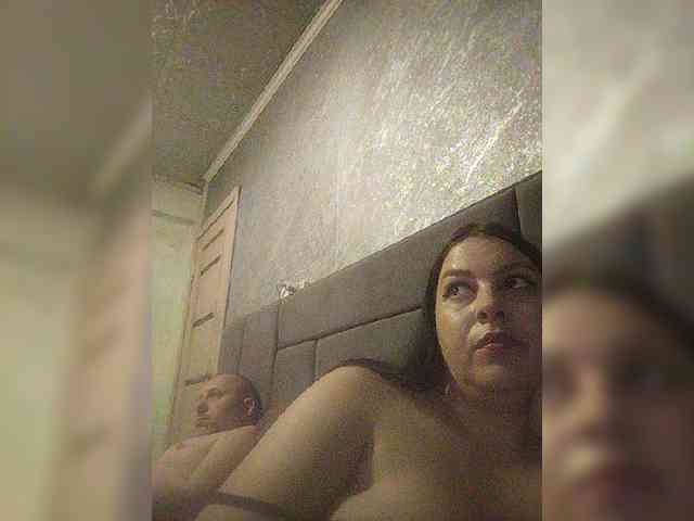 Cleopatra1990 webcam