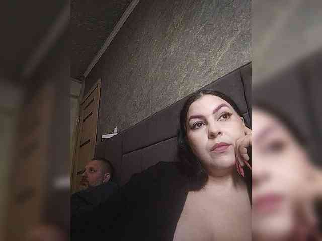 Cleopatra1990 webcam