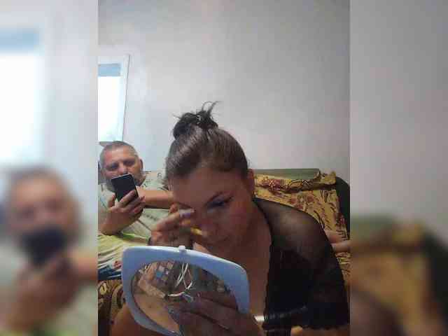 Cleopatra1990 webcam