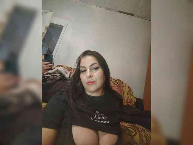 Model: Cleopatra1990