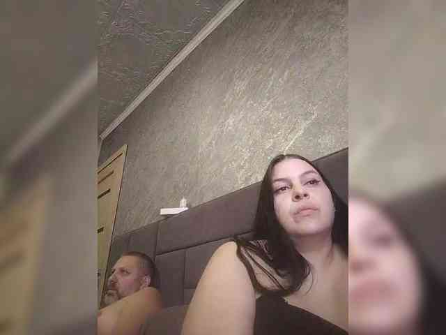 Cleopatra1990 webcam