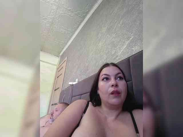 Cleopatra1990 webcam