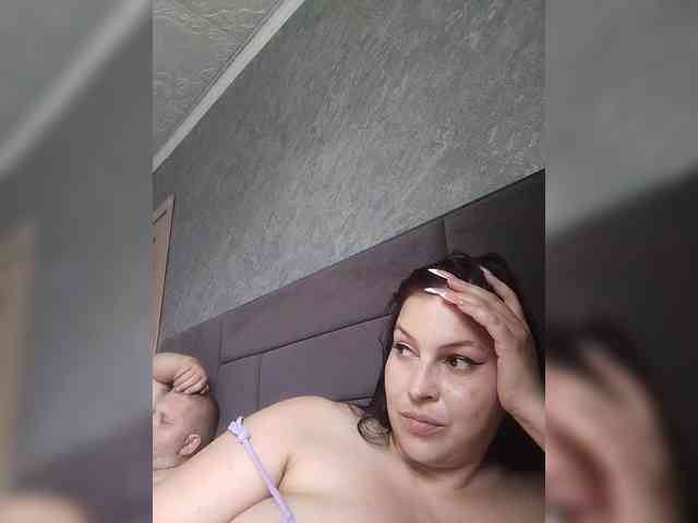 Cleopatra1990 webcam