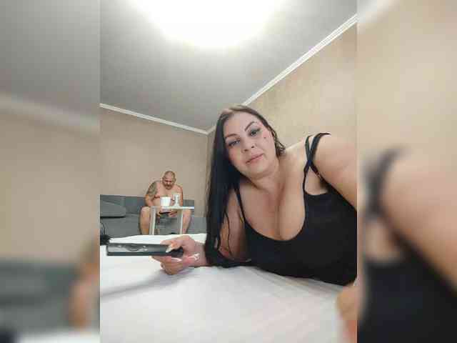 Cleopatra1990 webcam