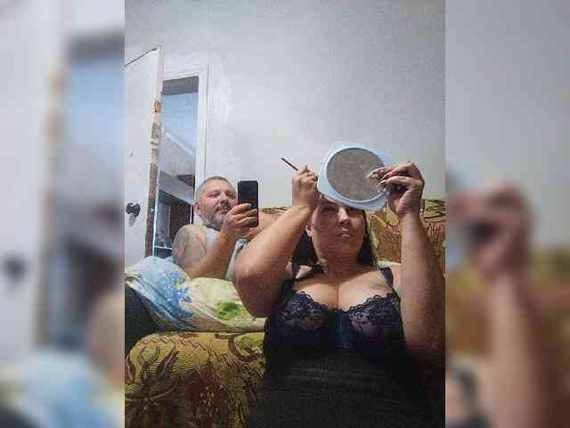 Cleopatra1990 webcam
