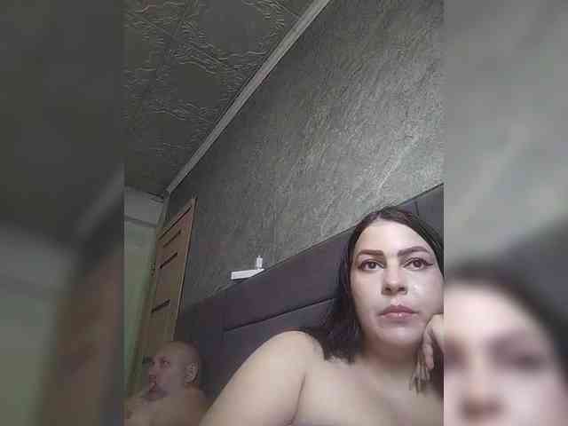 Cleopatra1990 webcam