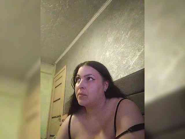 Cleopatra1990 webcam