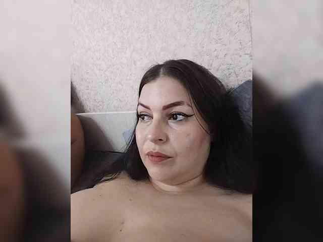 Cleopatra1990 webcam