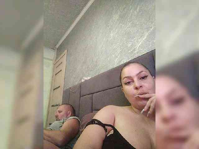 Cleopatra1990 webcam