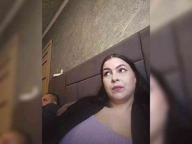 Cleopatra1990 webcam