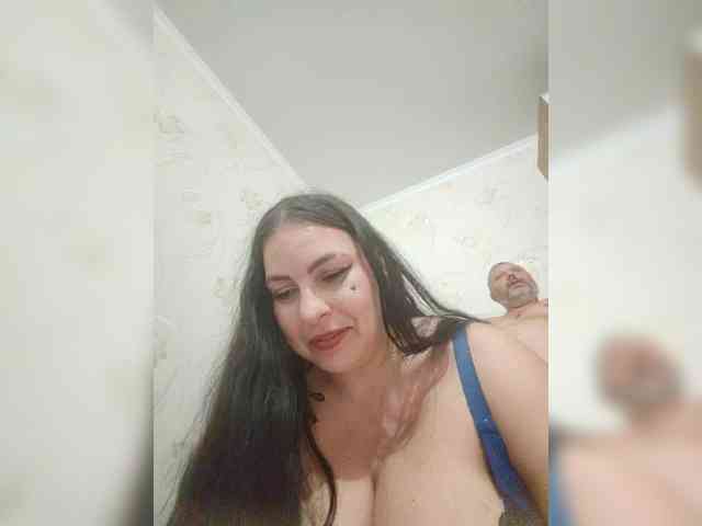 Cleopatra1990 webcam