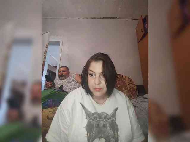 Cleopatra1990 webcam