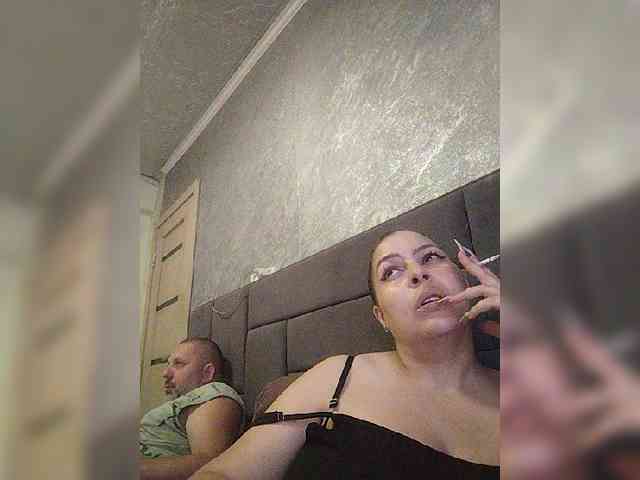 Cleopatra1990 webcam