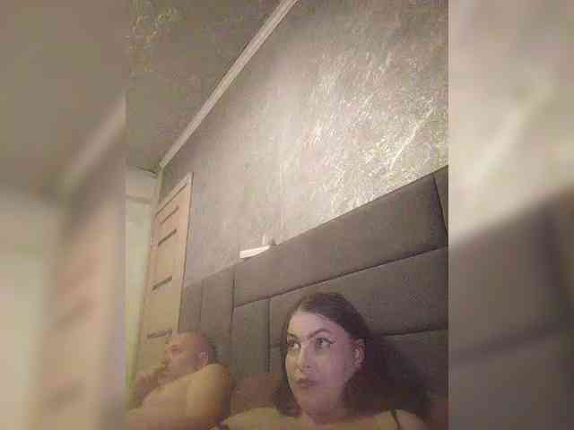Cleopatra1990 webcam