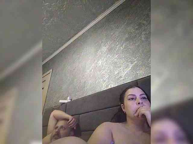 Cleopatra1990 webcam